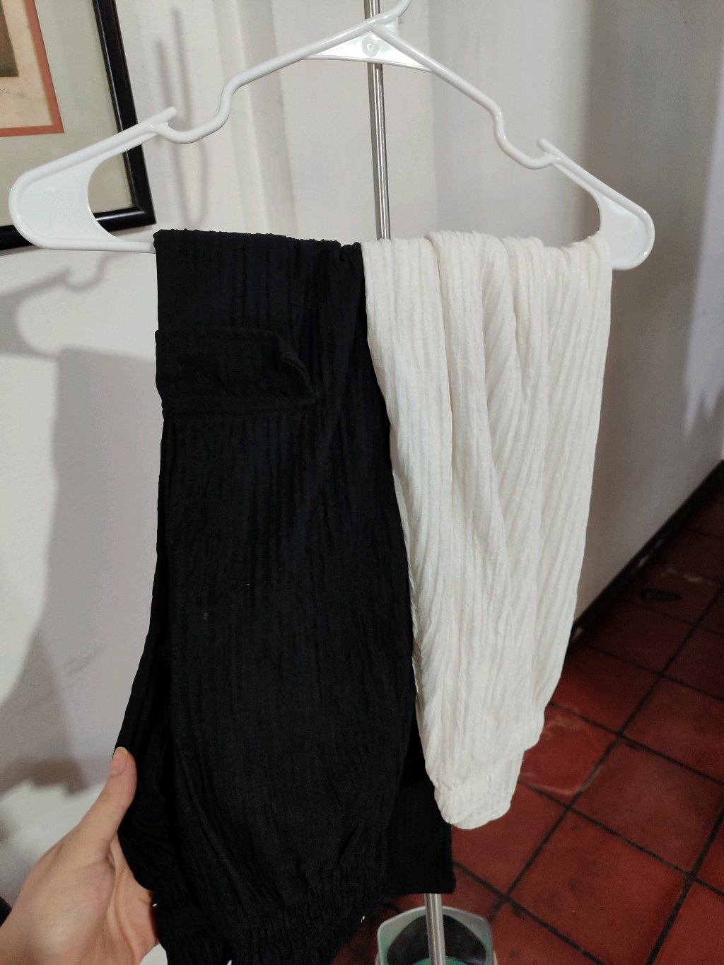 Variedad de prendas talla S 