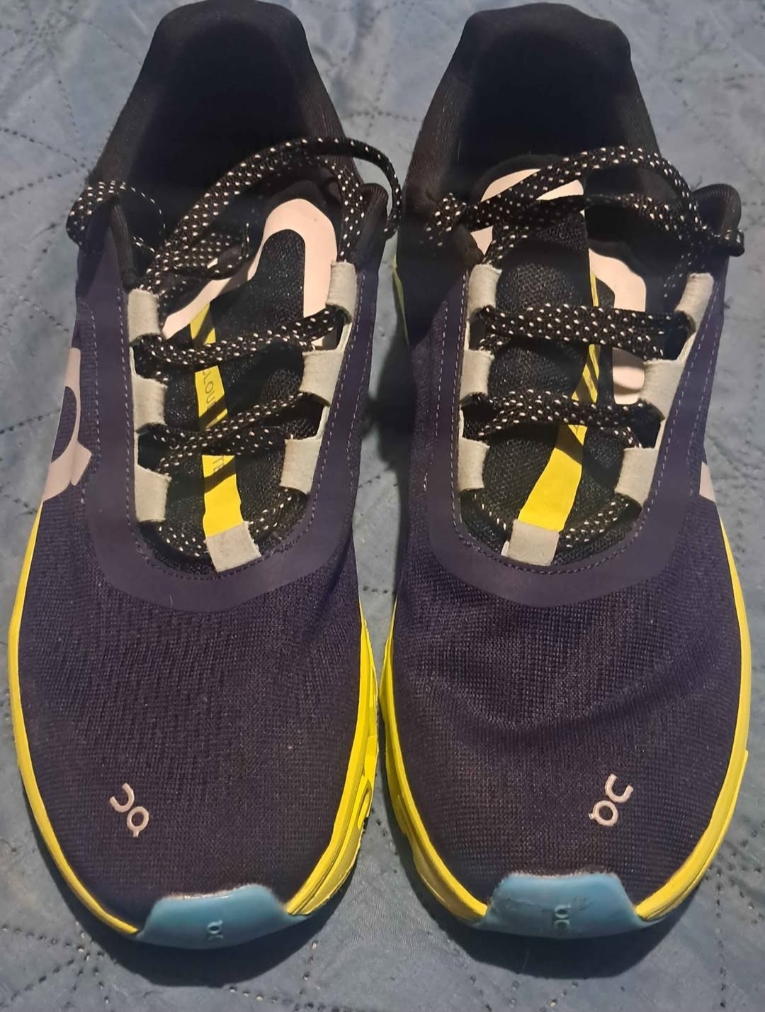 Tennis QC Cloudmonster talla 41