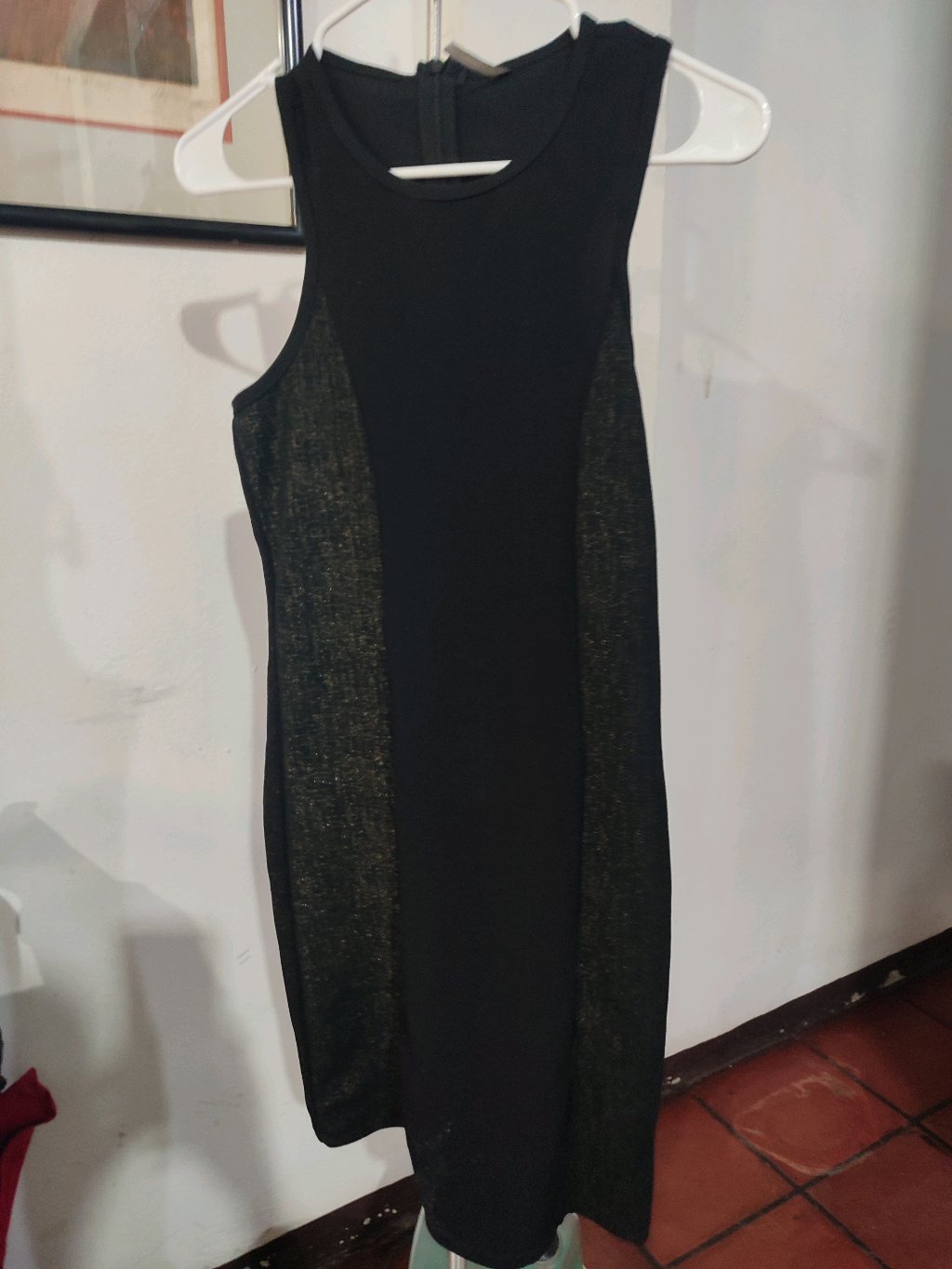 Variedad de prendas talla S