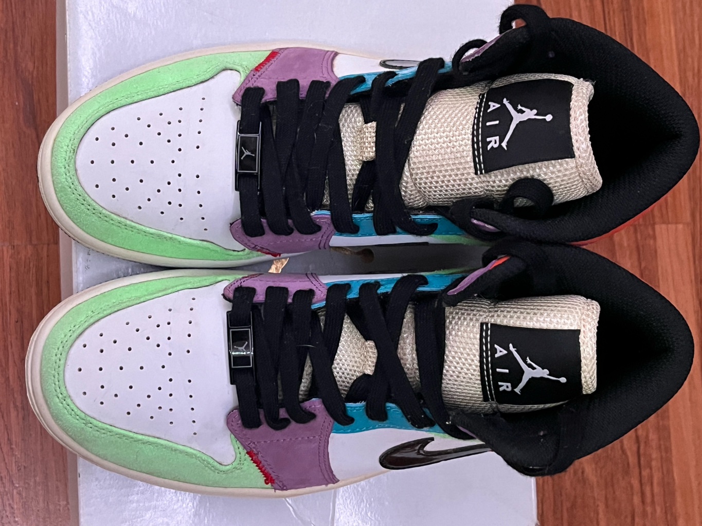 Jordan 1 MID SE Multicolor