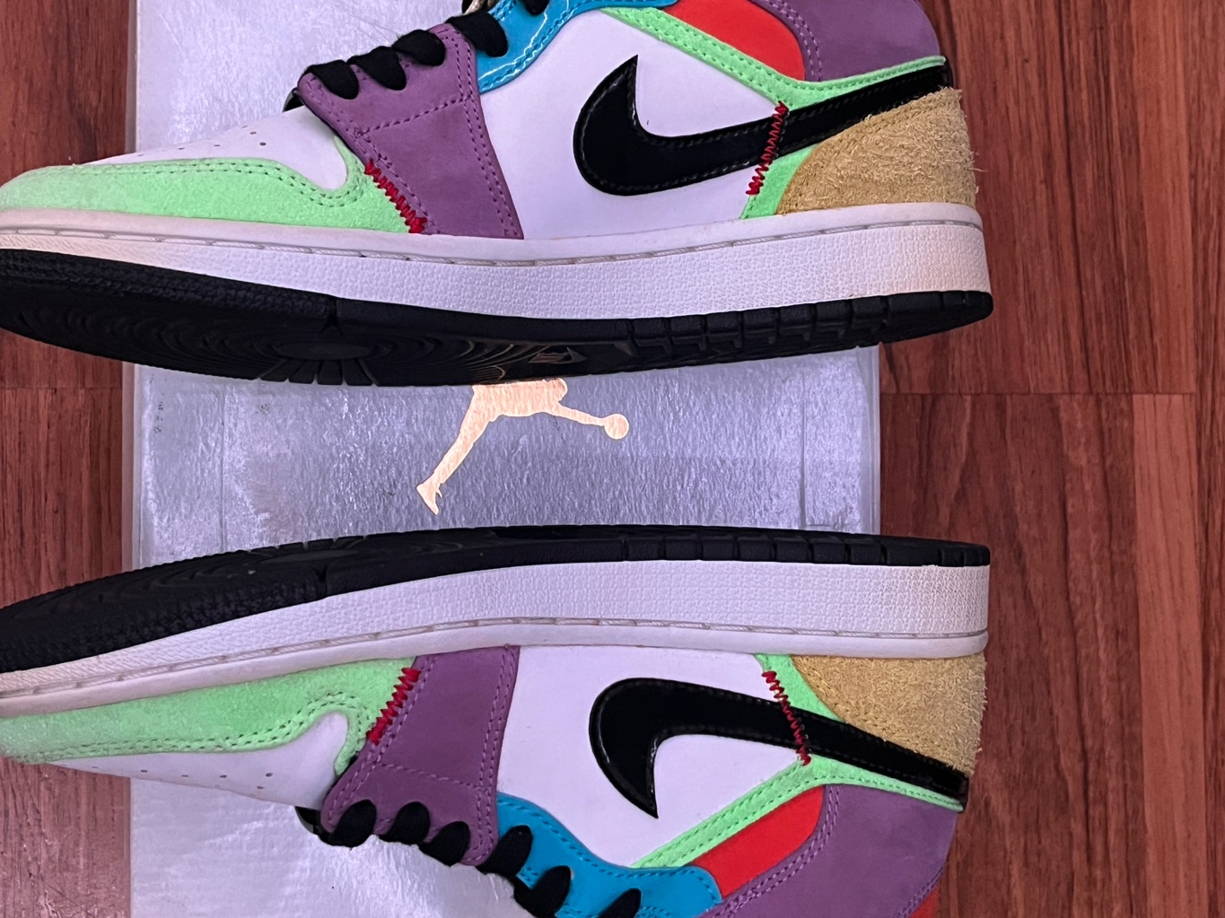 Jordan 1 MID SE Multicolor