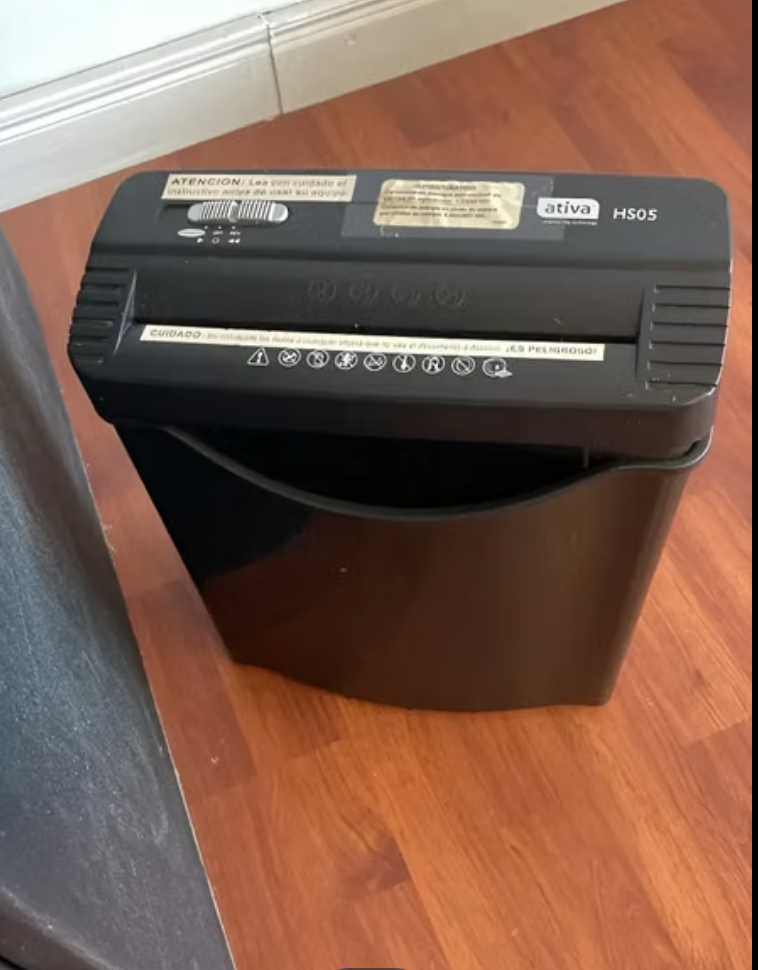 Trituradora de Papel Marca Ativa – Funcional y en Buen Estado